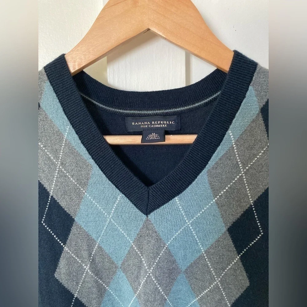 BANANA Republic silk cashmere sweater vest Medium